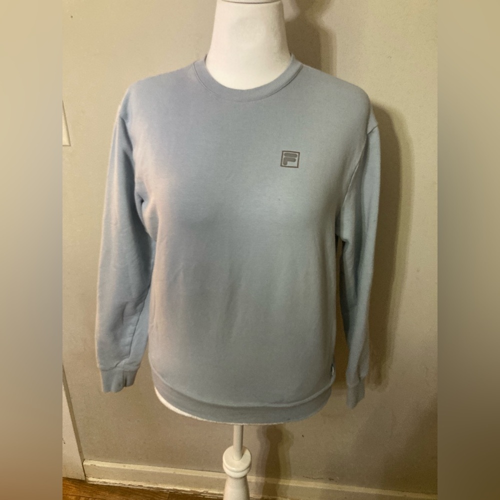 Fila Light Blue Crewneck Sweatshirt with logo in size small. EUC. Comfy & Cozy